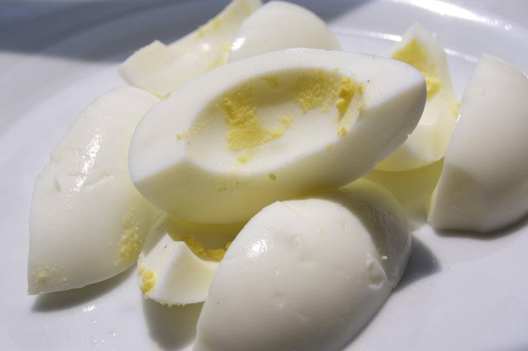 مضرات سفیده تخم مرغ برای کبد 